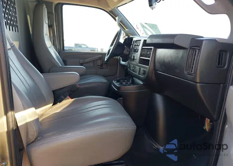 2020 Chevrolet Express Cargo Rwd 2500 Regular Wheelbase Wt from USA, damaged, VIN 1GCWGAFP7L1255713